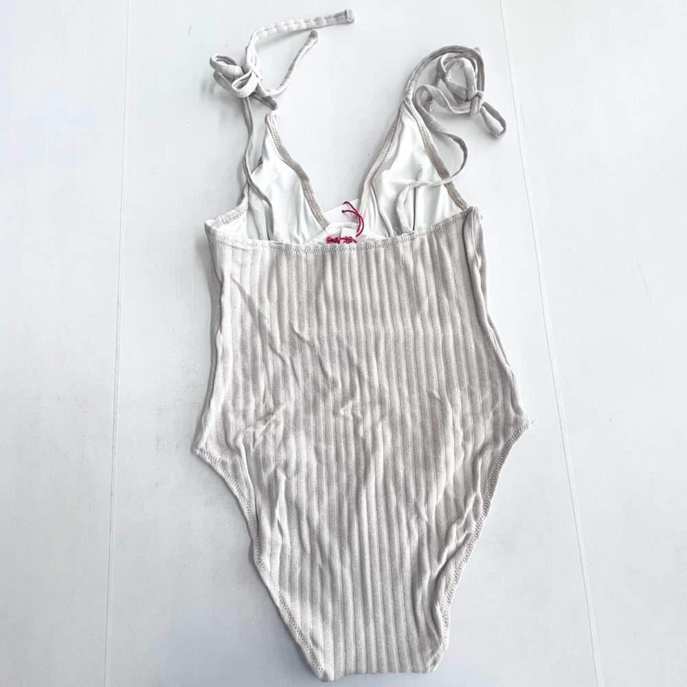 Solid & Striped The Olympia Solid Rib Silver One-… - image 4